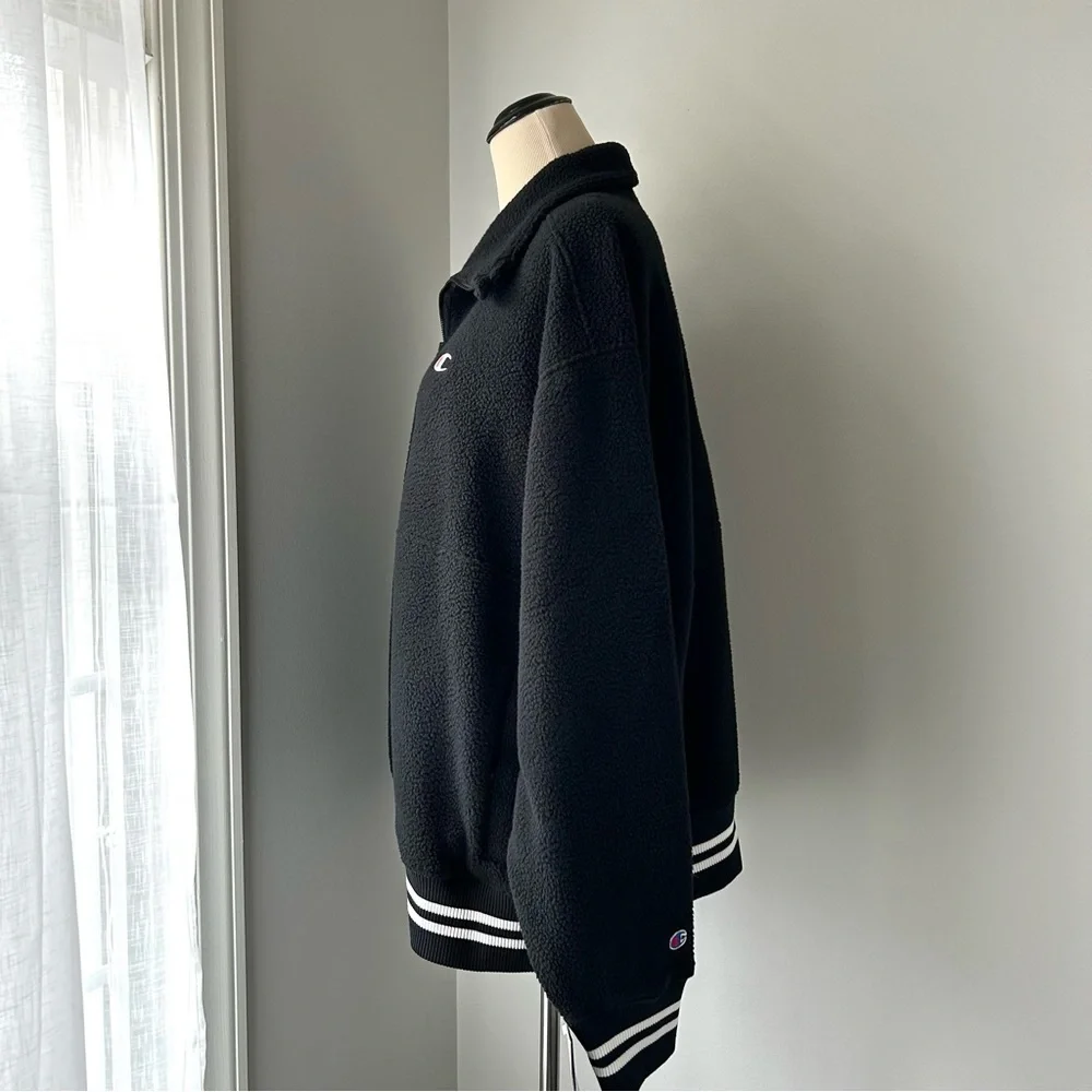 🌸BRAND NEW Champion Pullover. Fuzzy & Cozy. Black/White w/ Pockets Size: XL - Picture 6 of 14